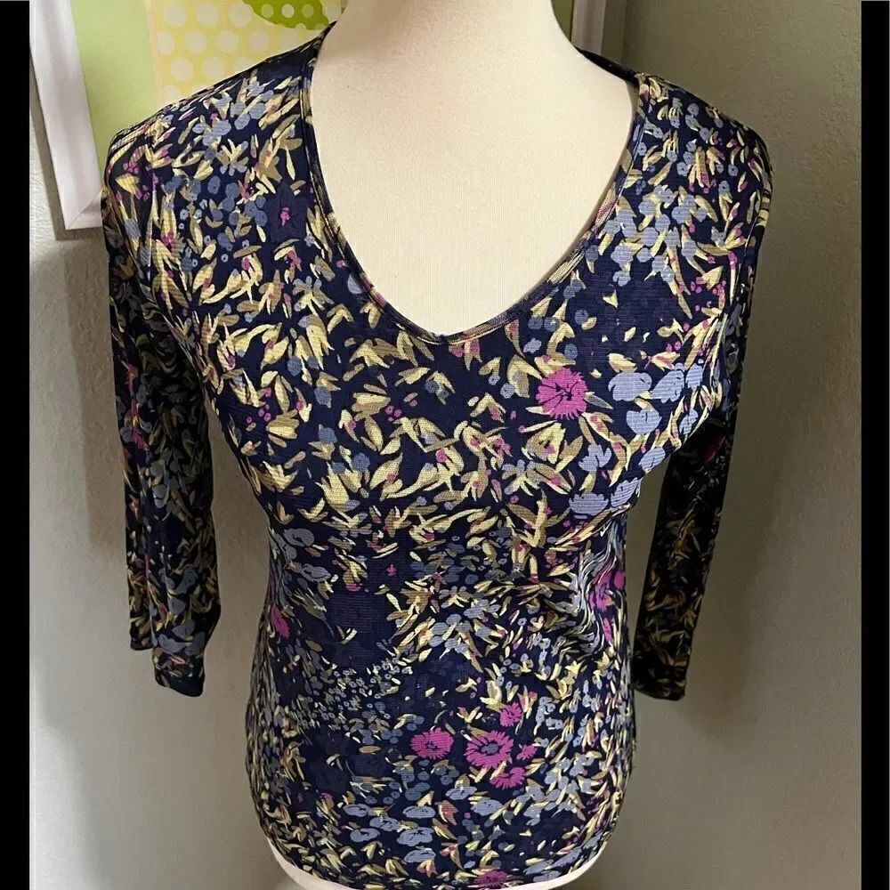 EUC Croft & Borrow V-Neck 3/4 Sleeves Vibrant Flowers Pull-over Top #FD4